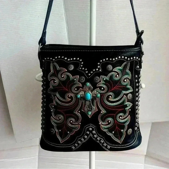 Handbags - Montana West Beautifully Embroidered Crossbody Bag